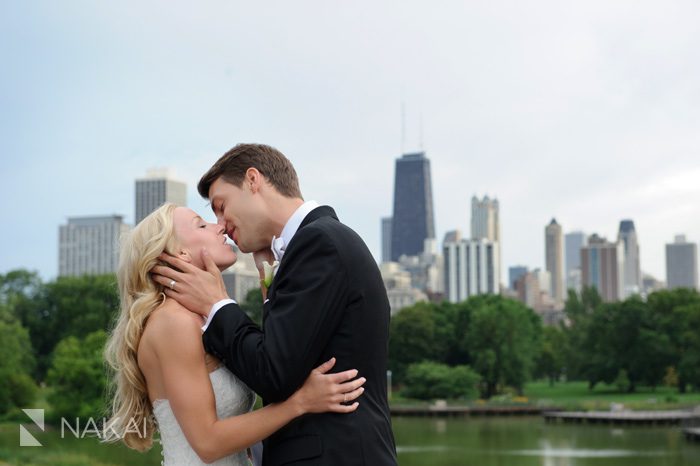 chicago skyline wedding photo photographer