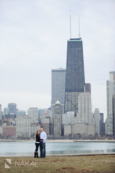 chicago engagement photo skyline