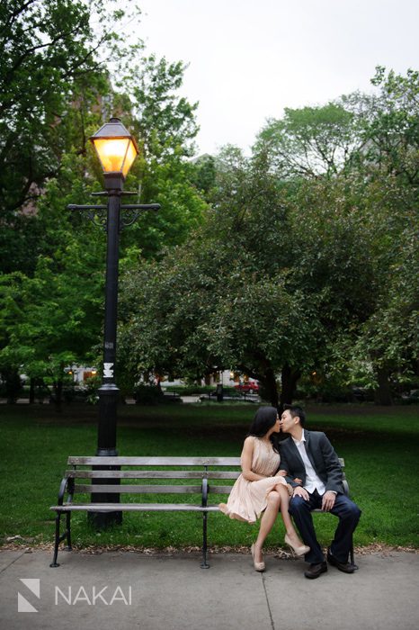 chicago park engagement photo