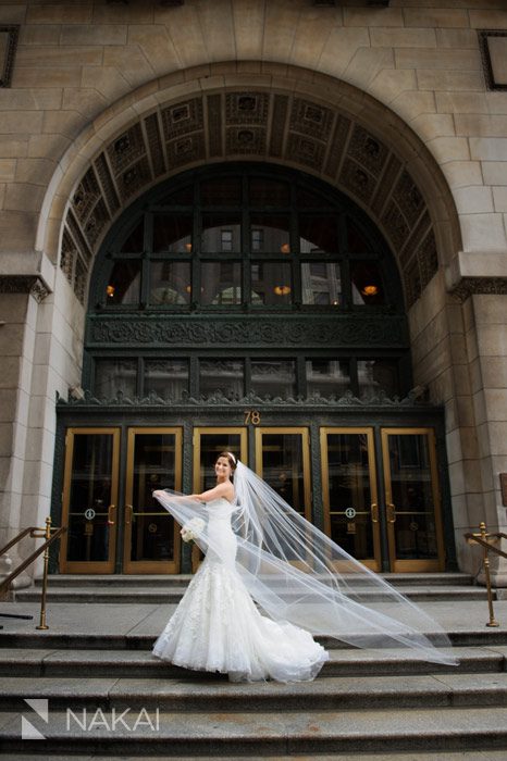 chicago cultural center wedding photo