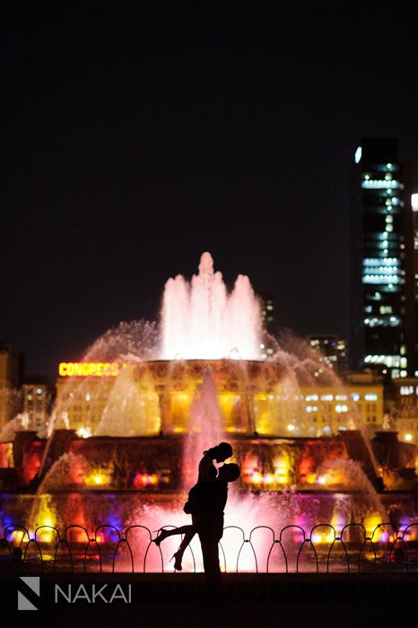 chicago night buckingham fountain engagement photo