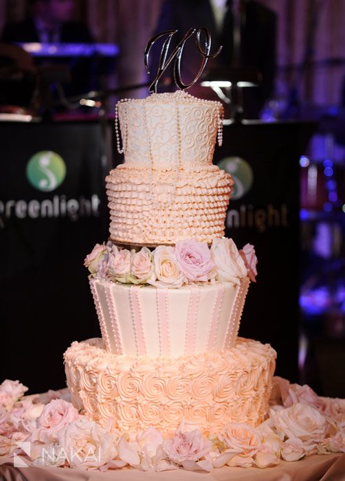 chicago wedding cake 