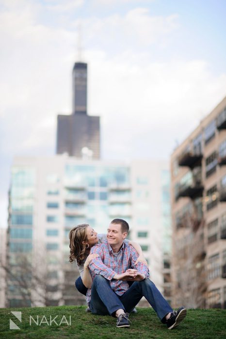 chicago west loop engagement picture