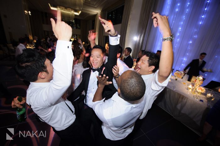 Wedding-pictures-Langham-Chicago-nakai-photography-076