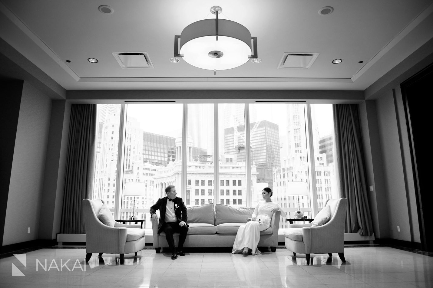 chicago luxury wedding photo 5 star hotel trump