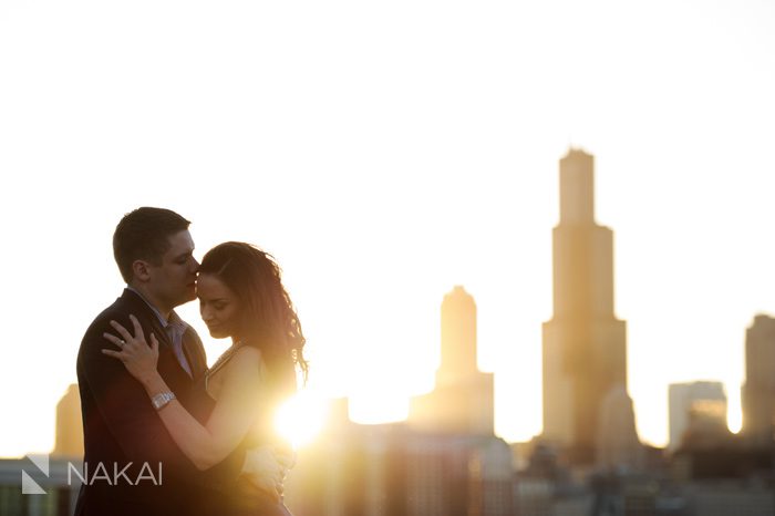 chicago skyline engagement photography