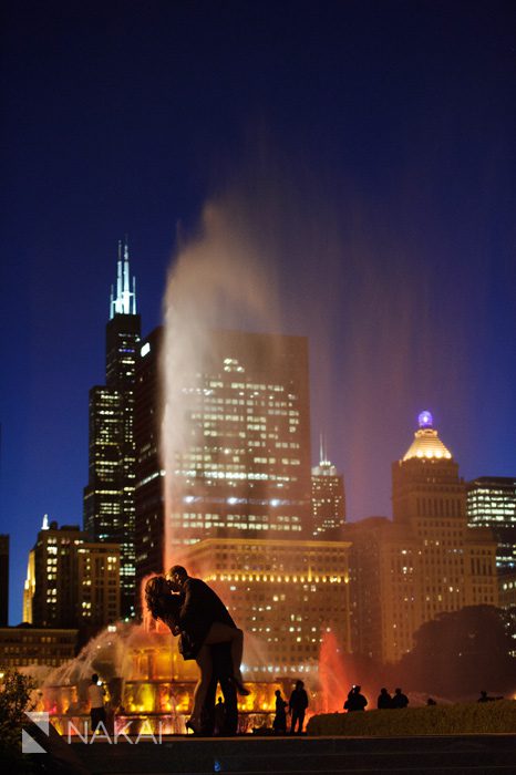 evening chicago engagement session photos night buckingham fountain