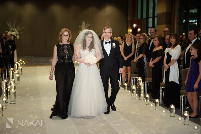 wedding-photographer-chicago-hyatt-regency-nakai-photography-042