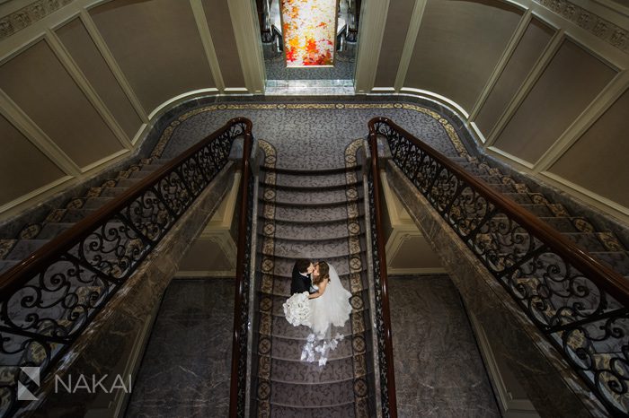 four seasons chicago wedding photographer pictures staircase