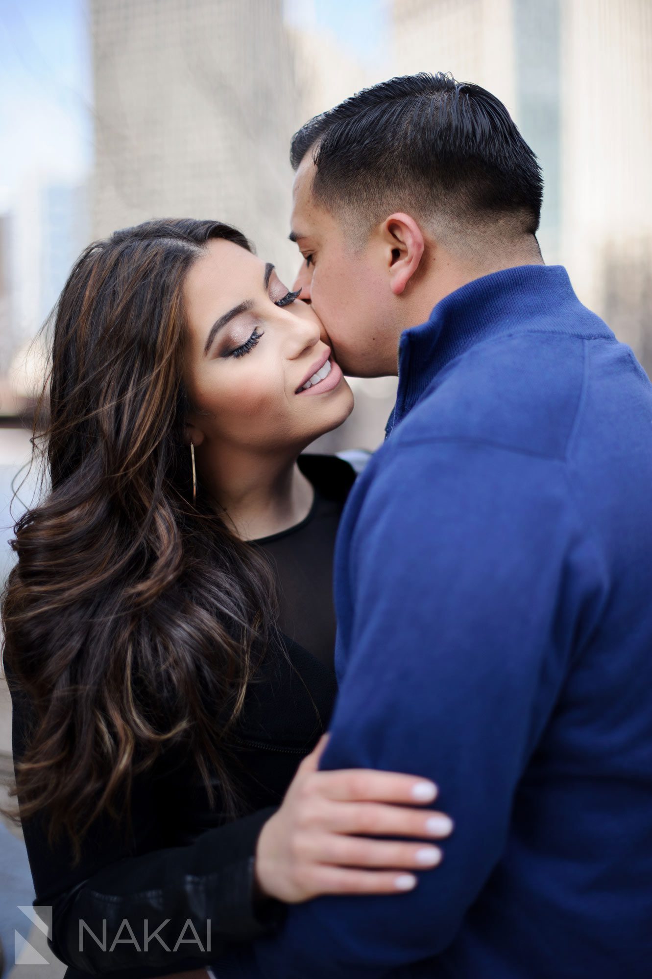 beautiful chicago engagement photo pretty