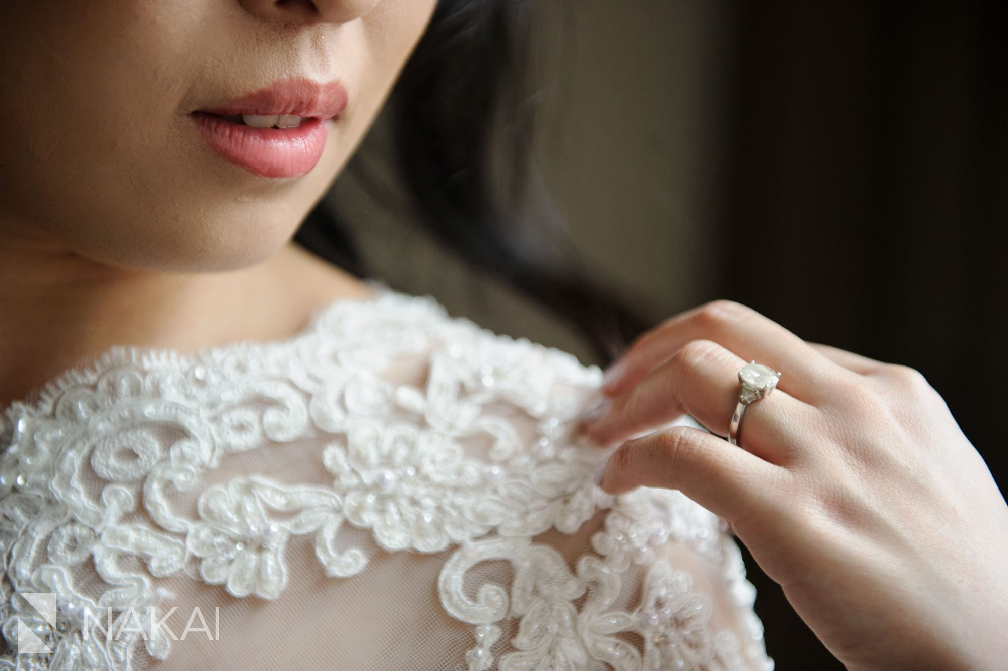 bride intercontinental magnificent mile wedding picture chicago getting ready