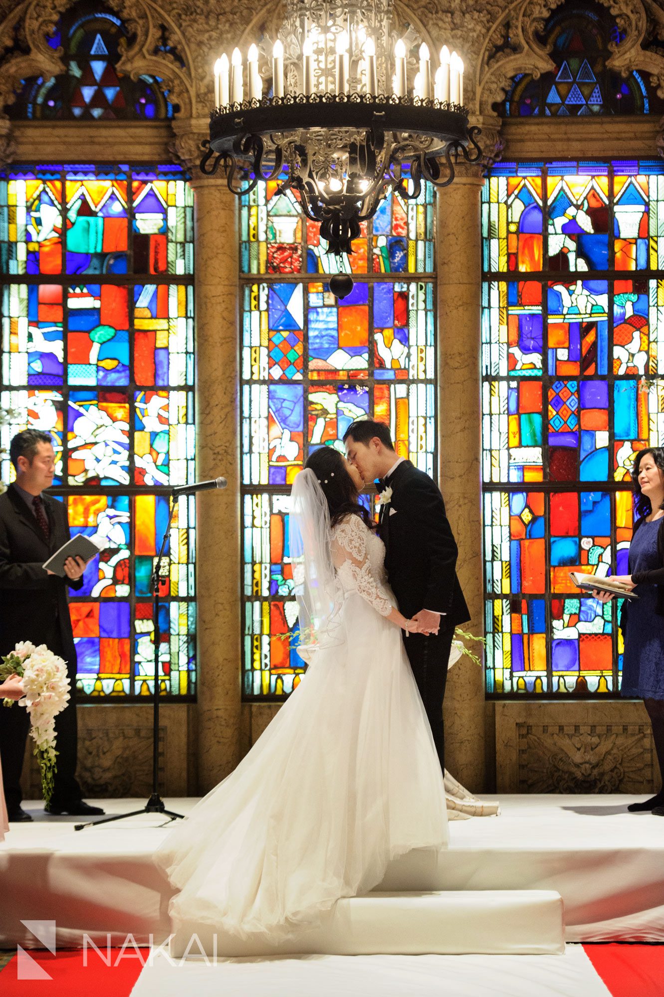 intercontinental mag mile wedding photographer chicago hall of lions wedding ceremony