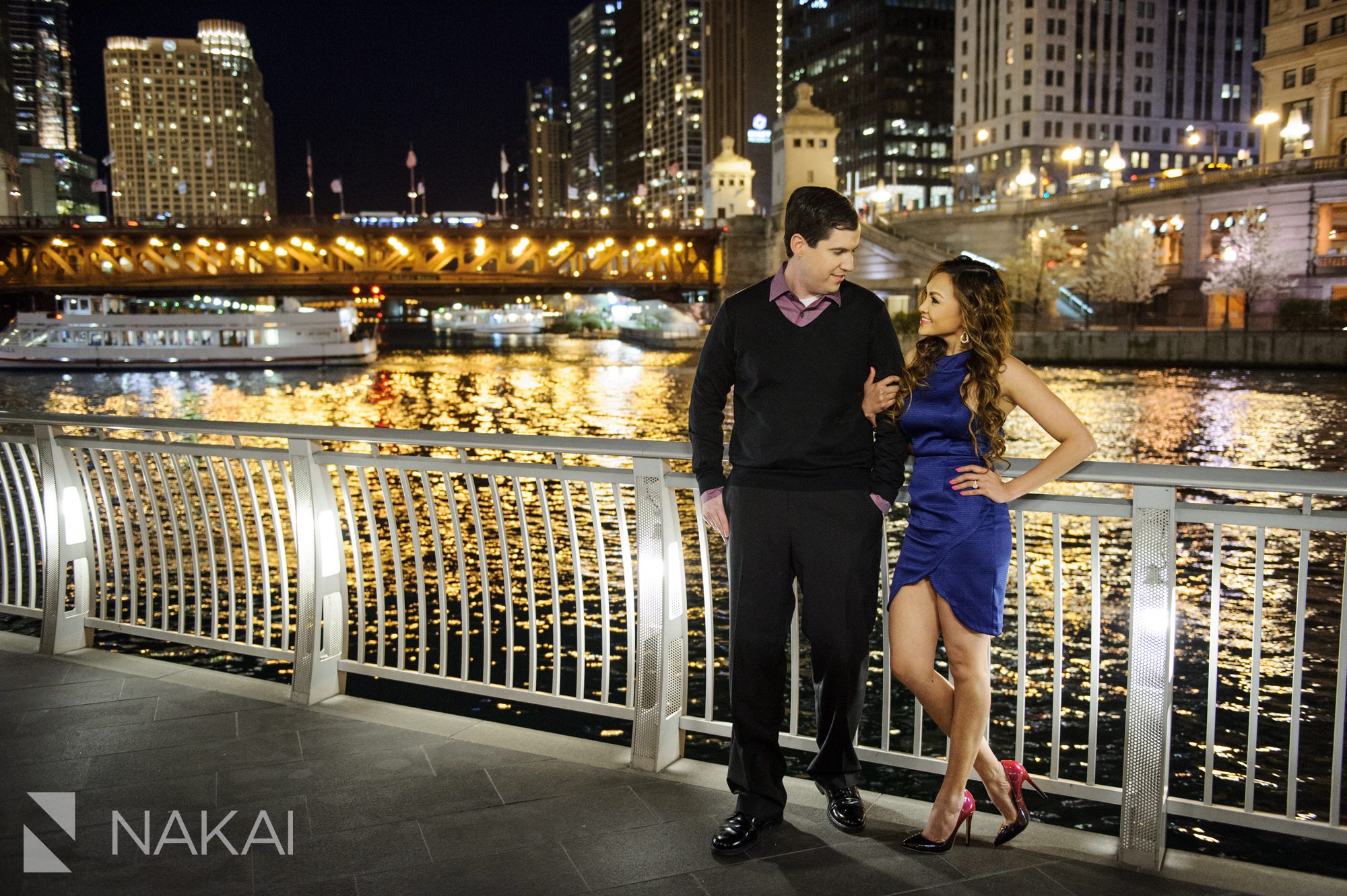 chicago river engagement photos night evening