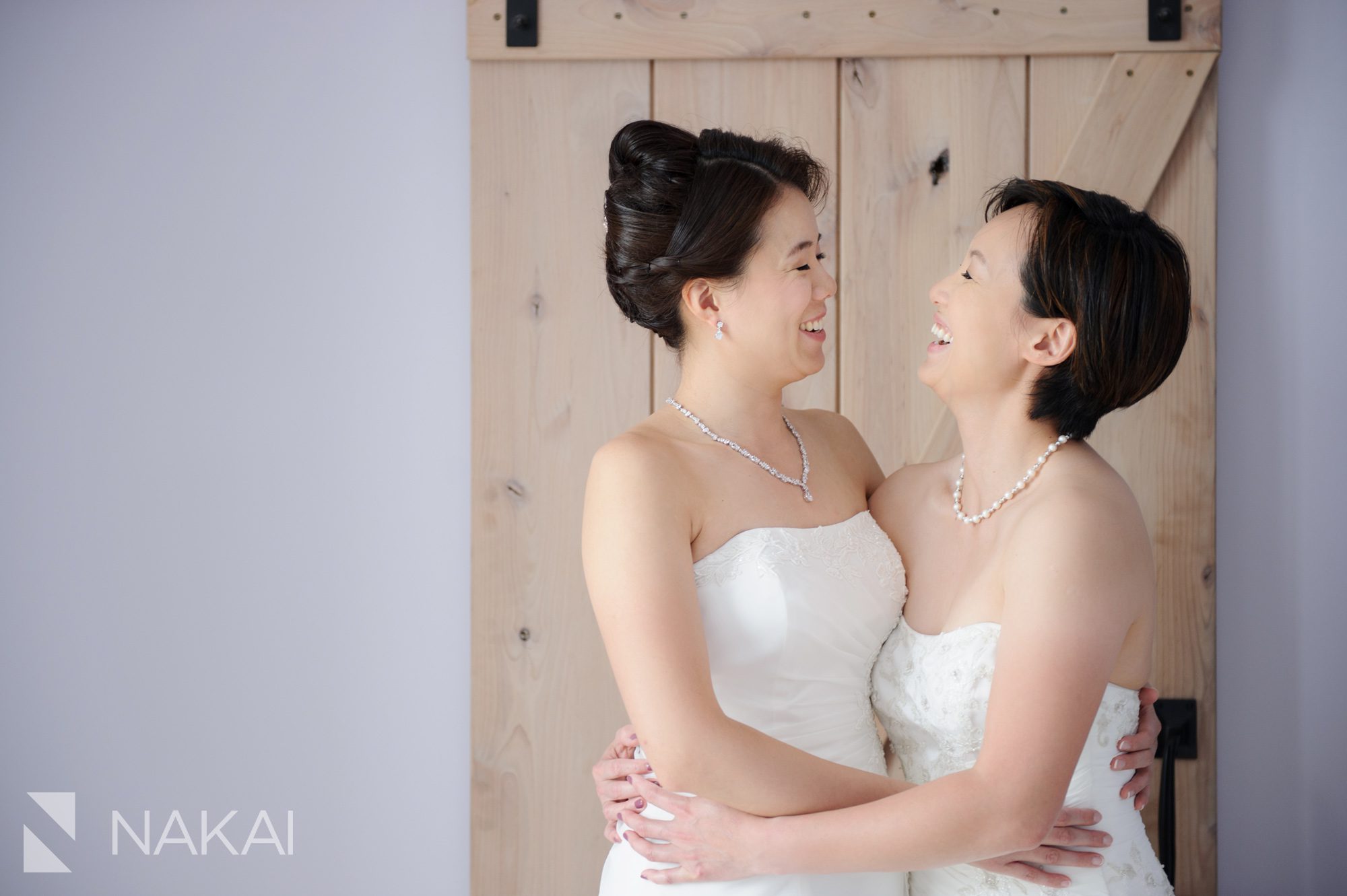 chicago-lesbian-wedding-photographer-nakai-photography-011