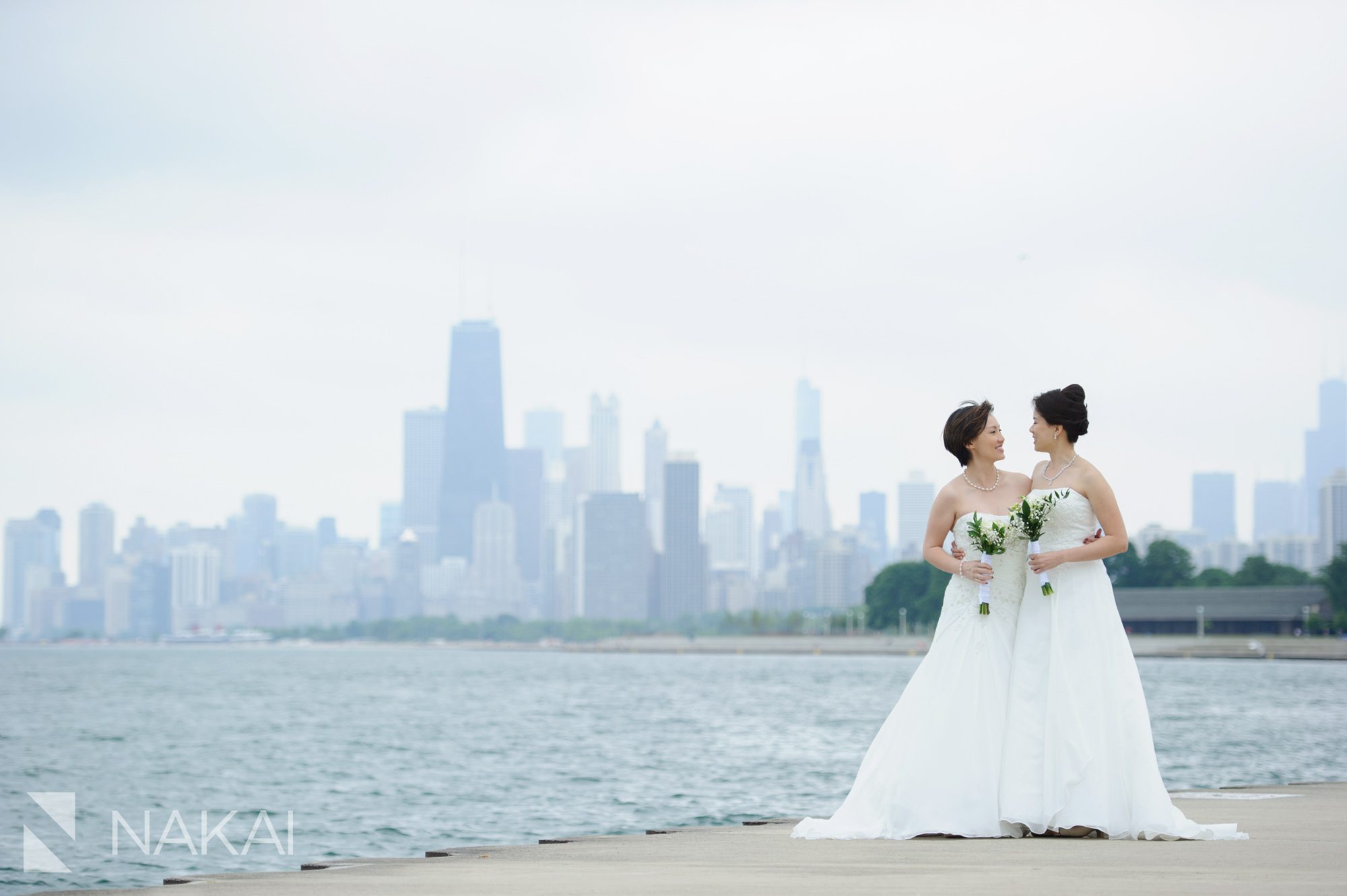 chicago-lesbian-wedding-photos-nakai-photography-013