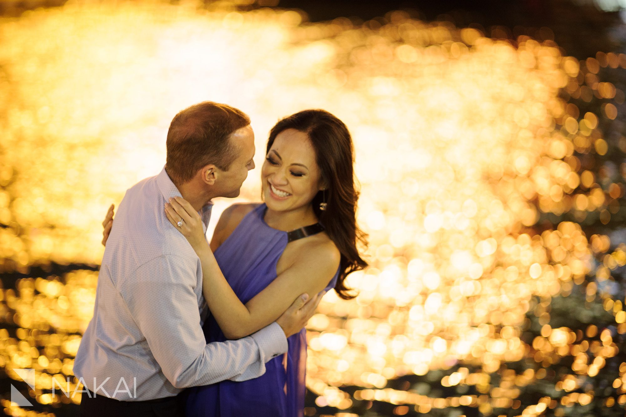 romantic chicago engagement photo best riverwalk at night