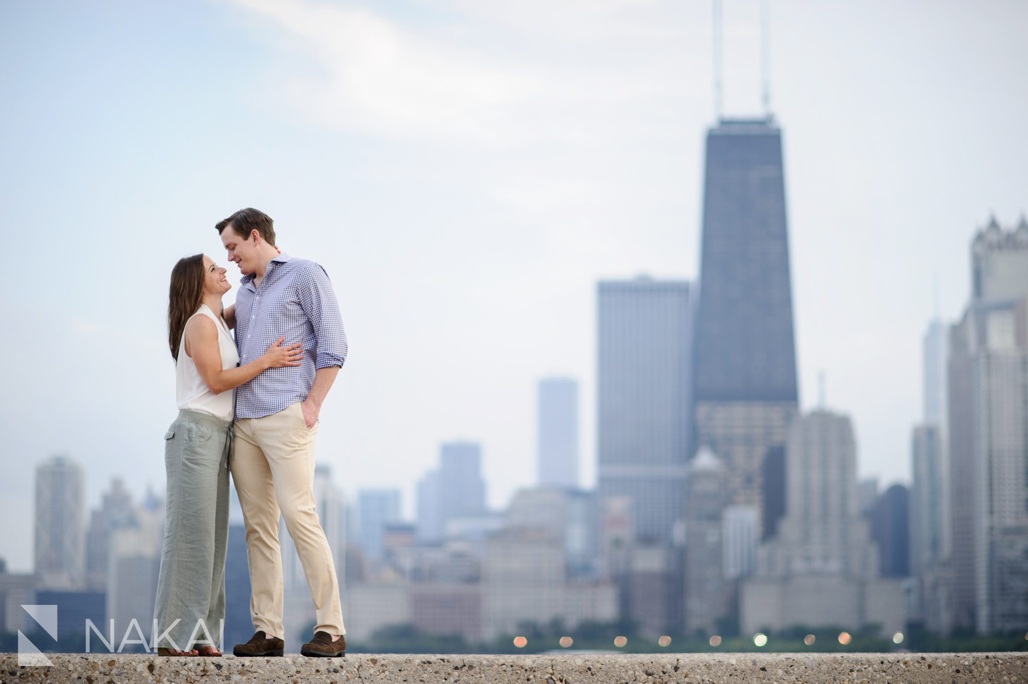 best-chicago-engagement-photographers-north-avenue-nakai-photography-006