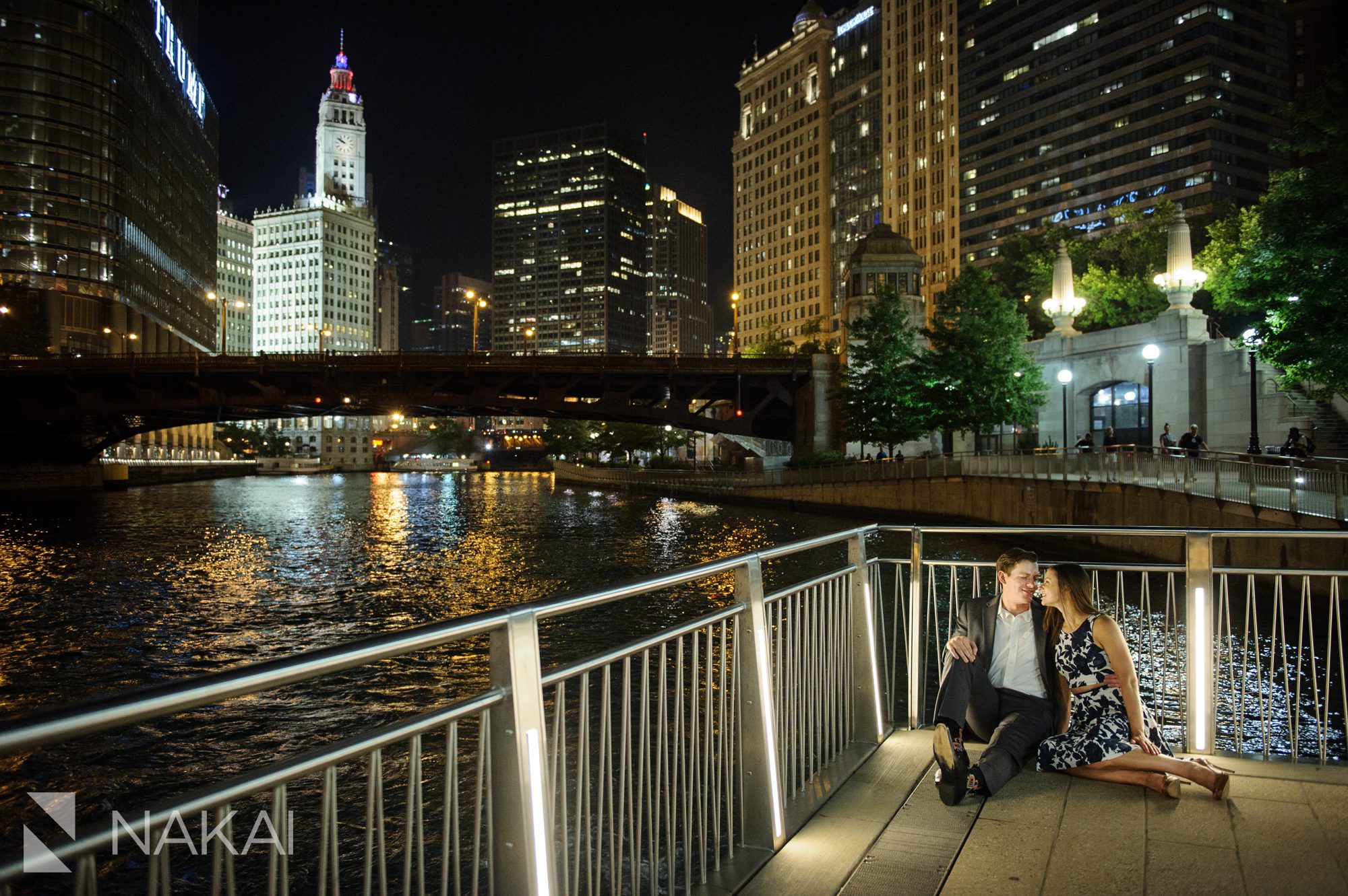 best chicago riverwalk night time engagement images