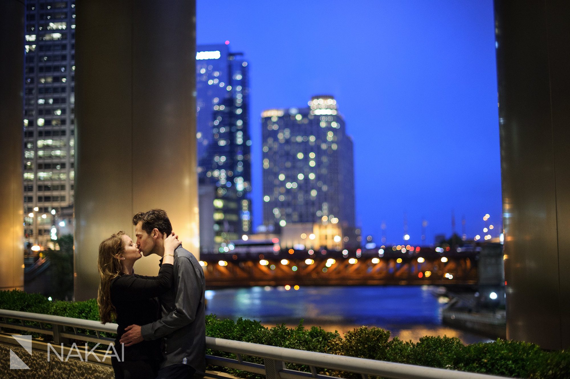 creative chicago engagement photo trump