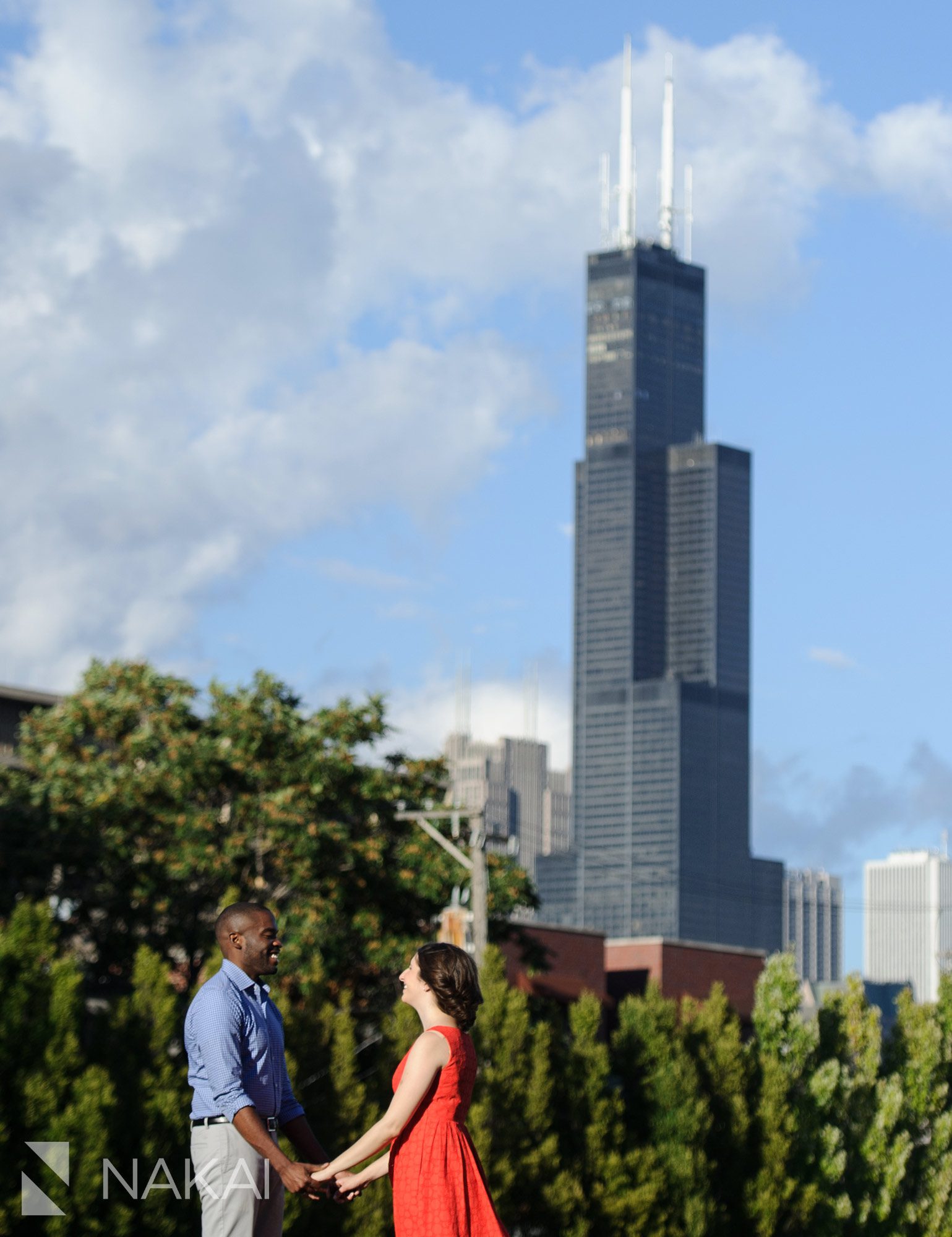 chicago engagement photo willis tower