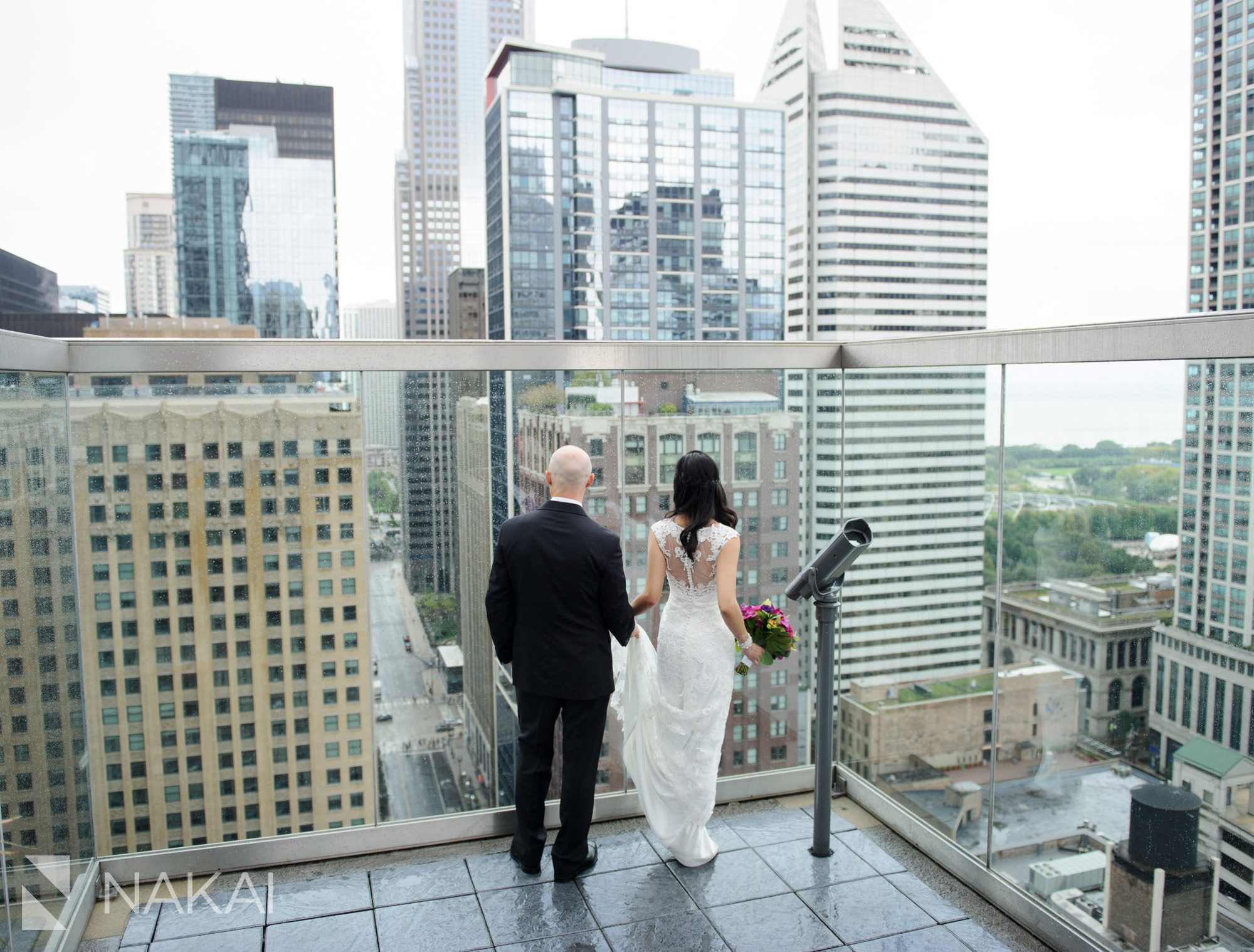 thewit wedding photo hotel chicago roof rooftop