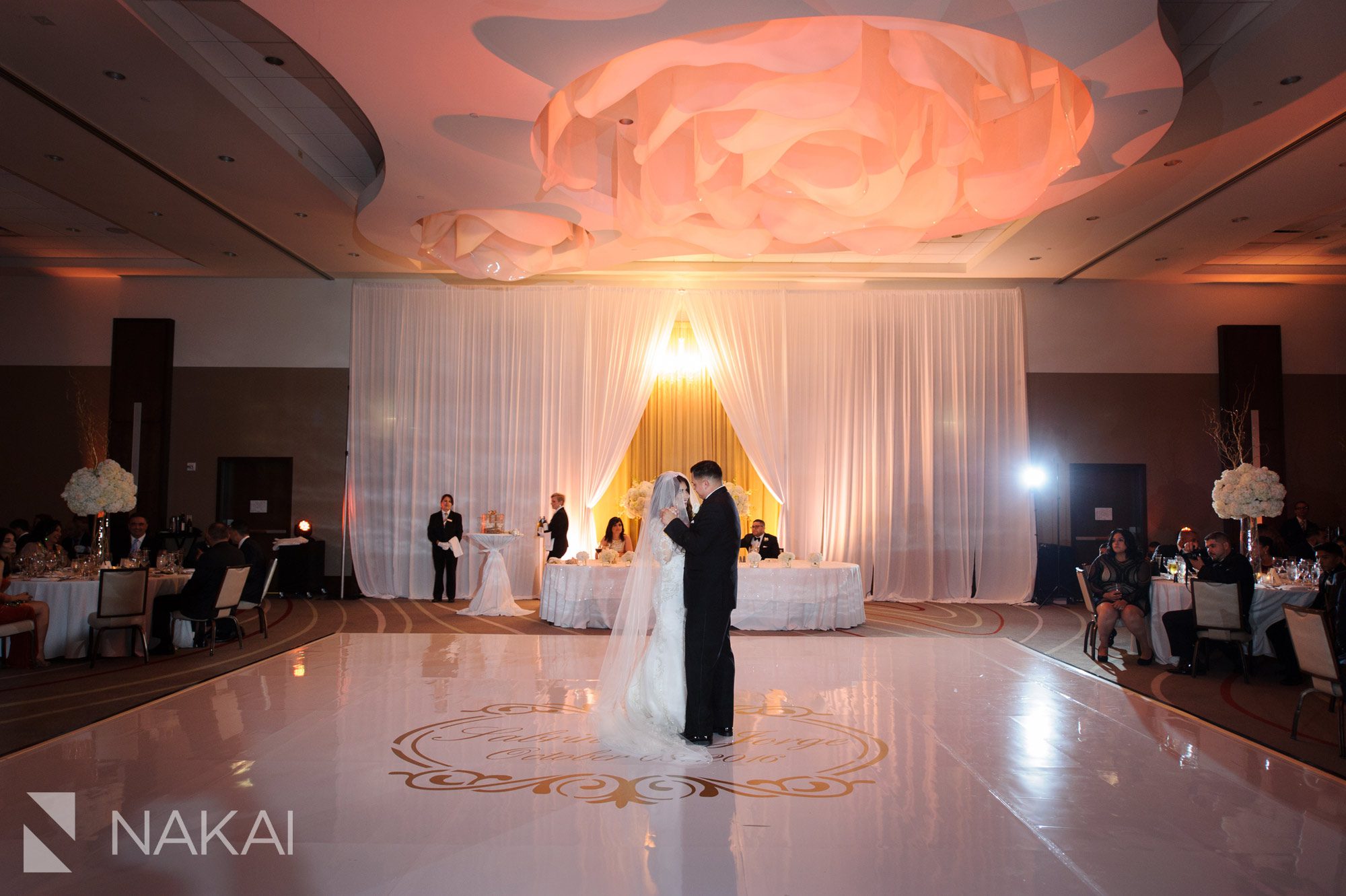 loews ohare wedding photo assyrian bride chicago