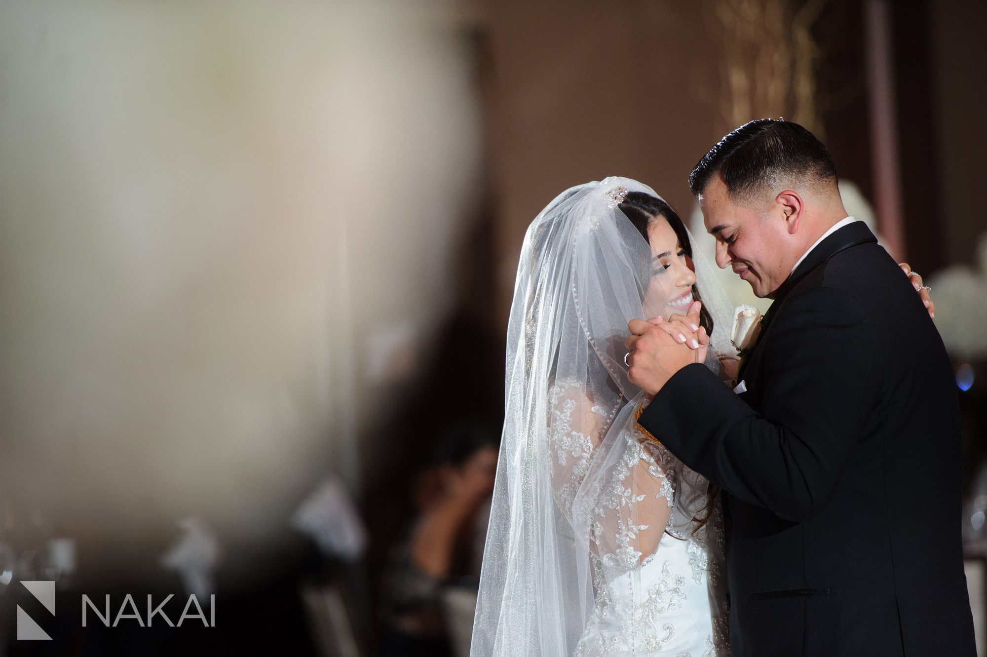 loews ohare wedding picture assyrian bride chicago