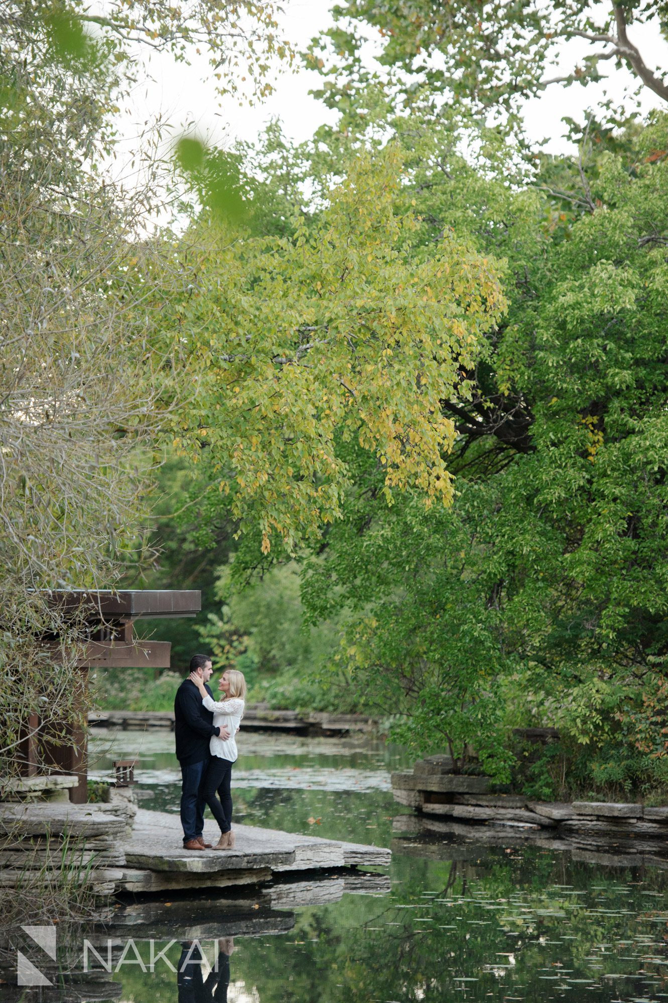 lily pond top chicago engagement photo location