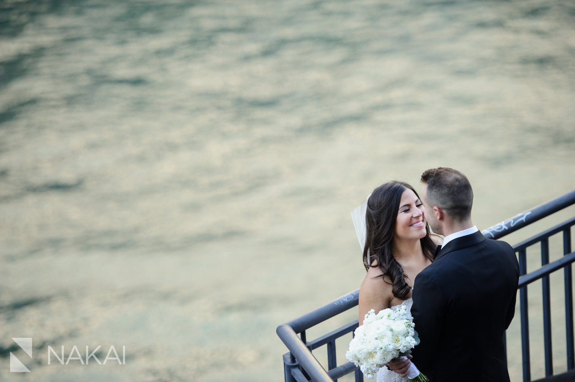 chicago riverwalk wedding picture