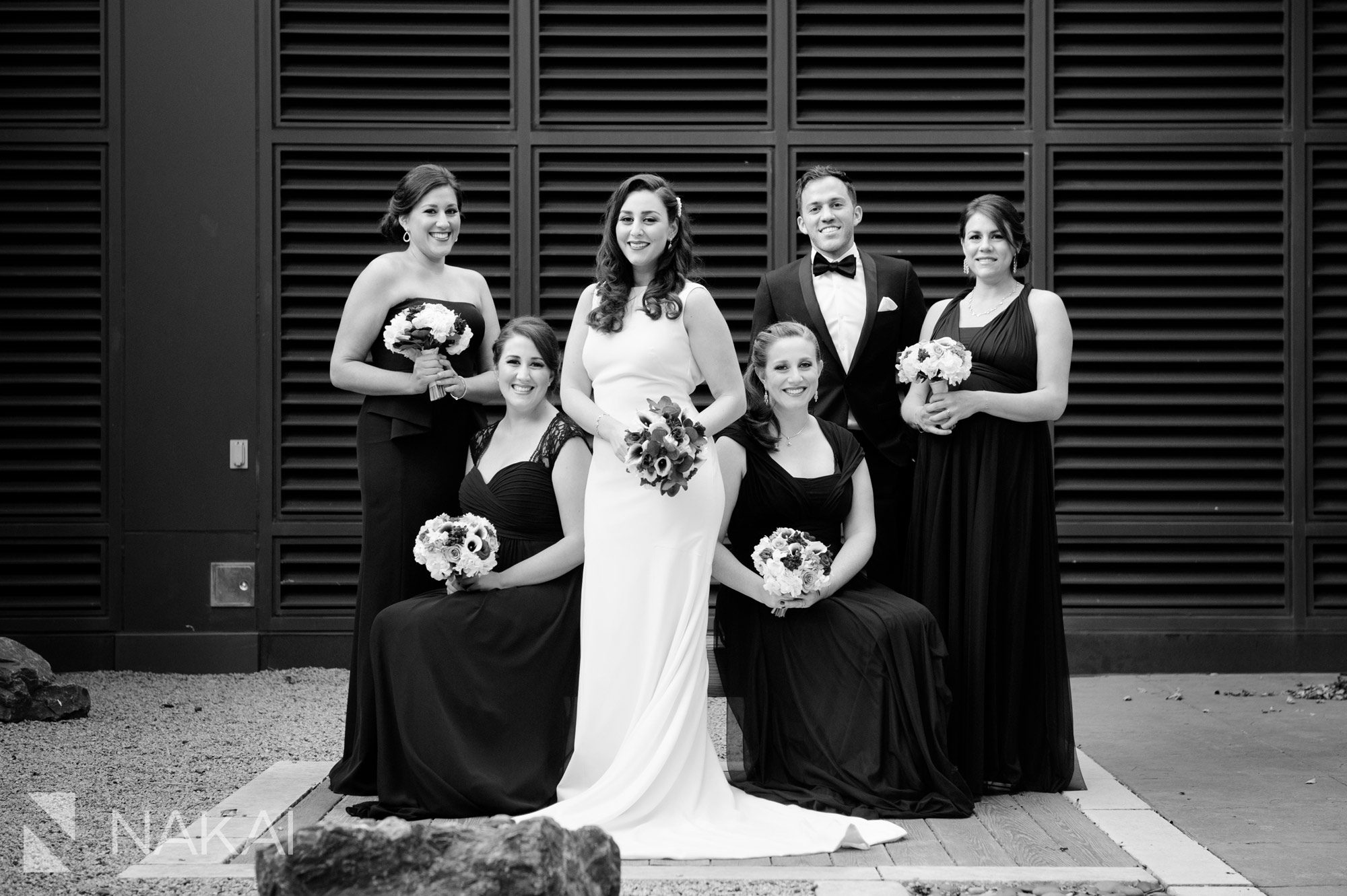chicago radisson blu wedding photographer bridal party group 
