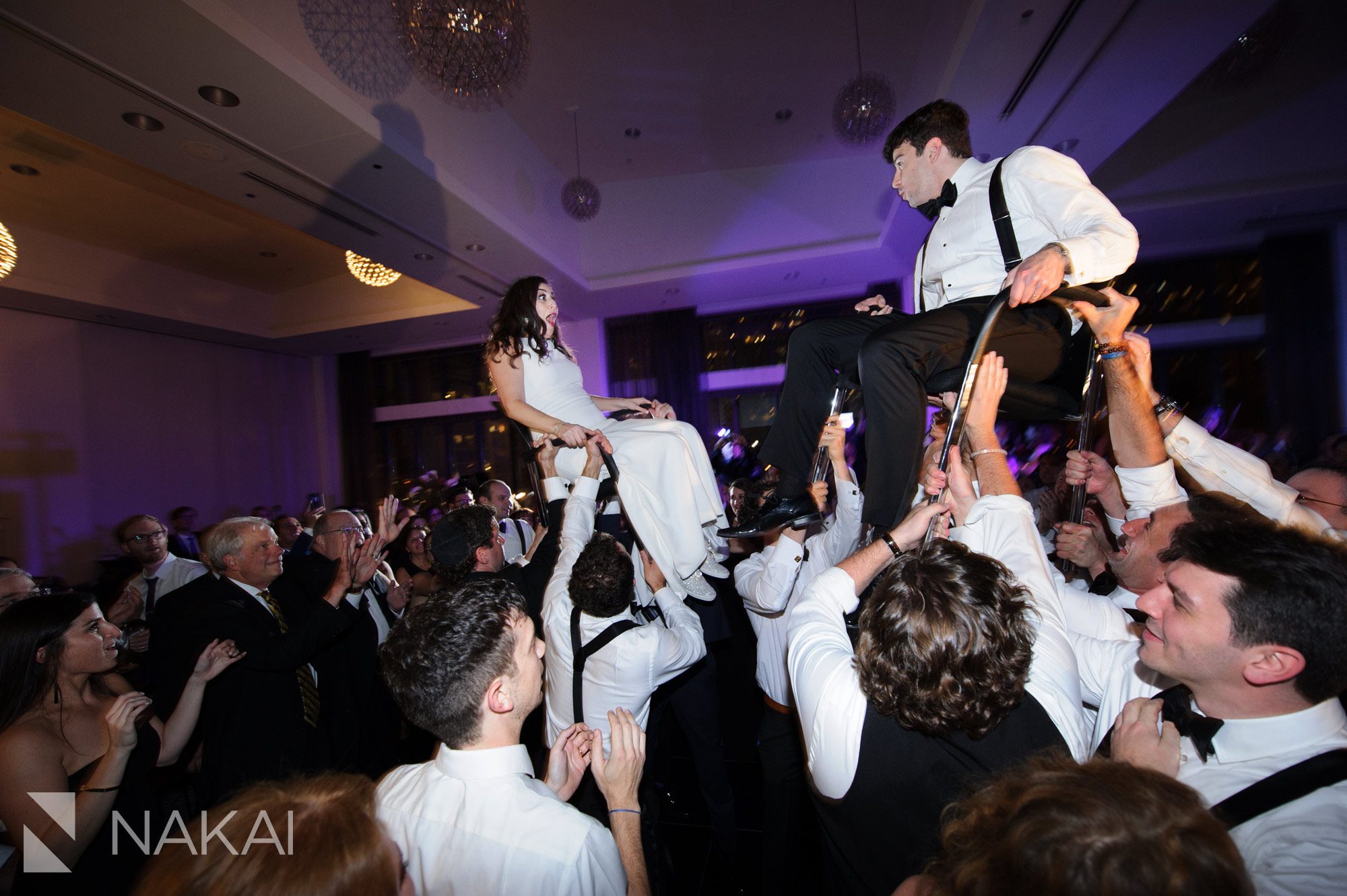 wedding-reception-radisson-blu-photos-chicago-aqua-nakai-photography-055