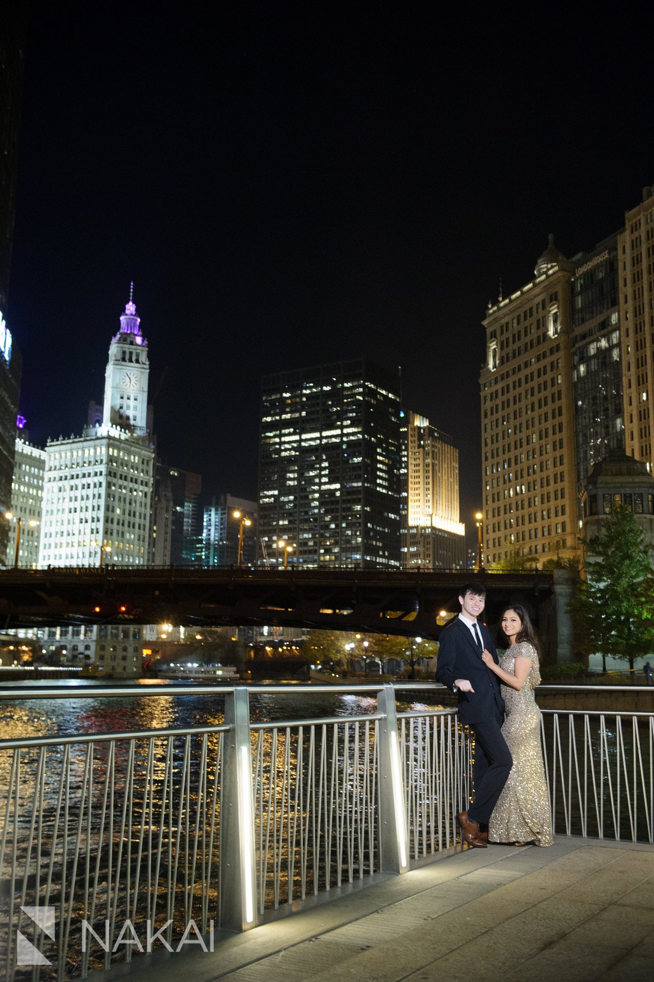 riverwalk engagement photographer chicago night time 