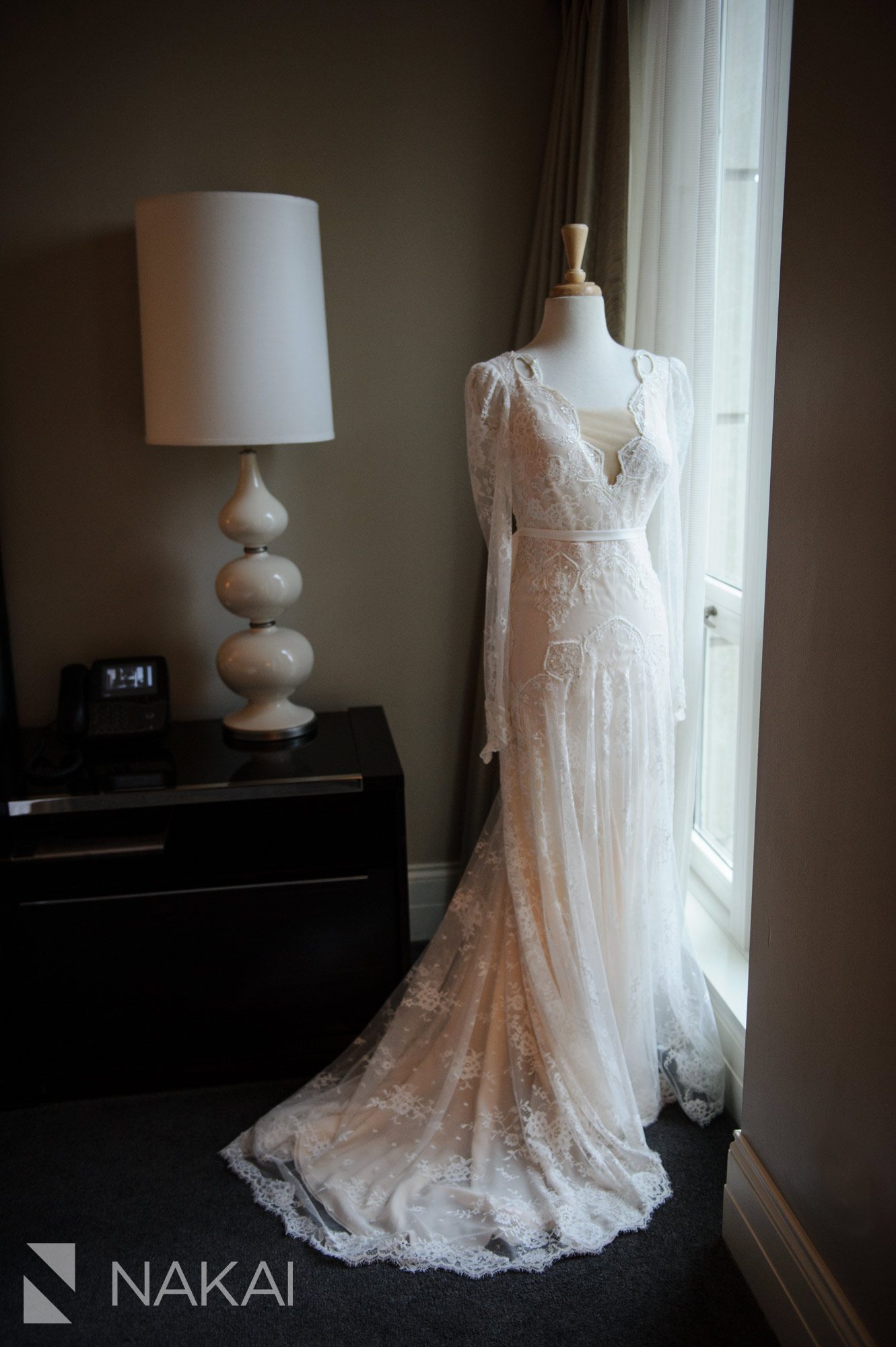 waldorf astoria chicago wedding photo dress inbal dror