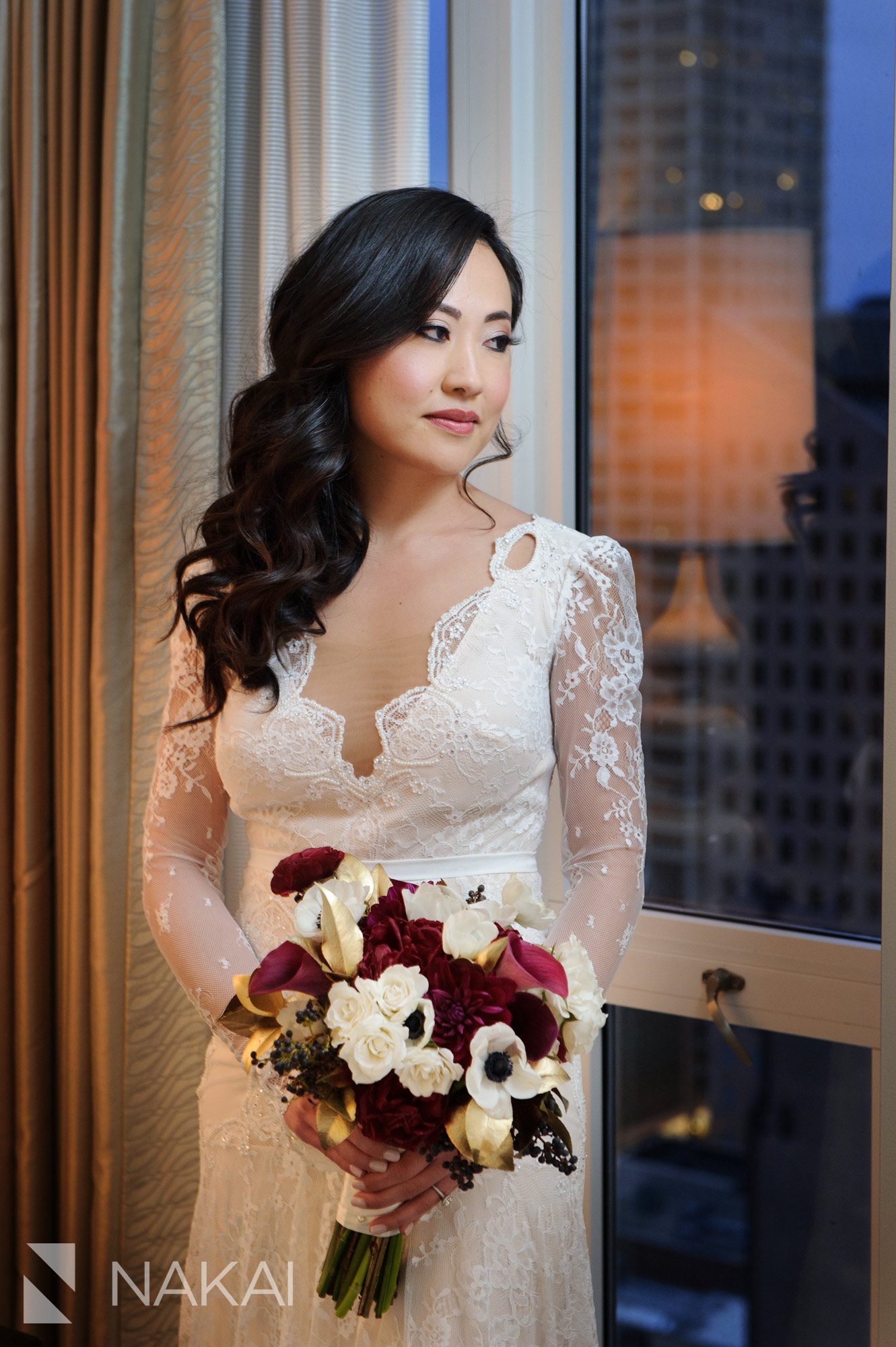 chicago waldorf wedding photos bride