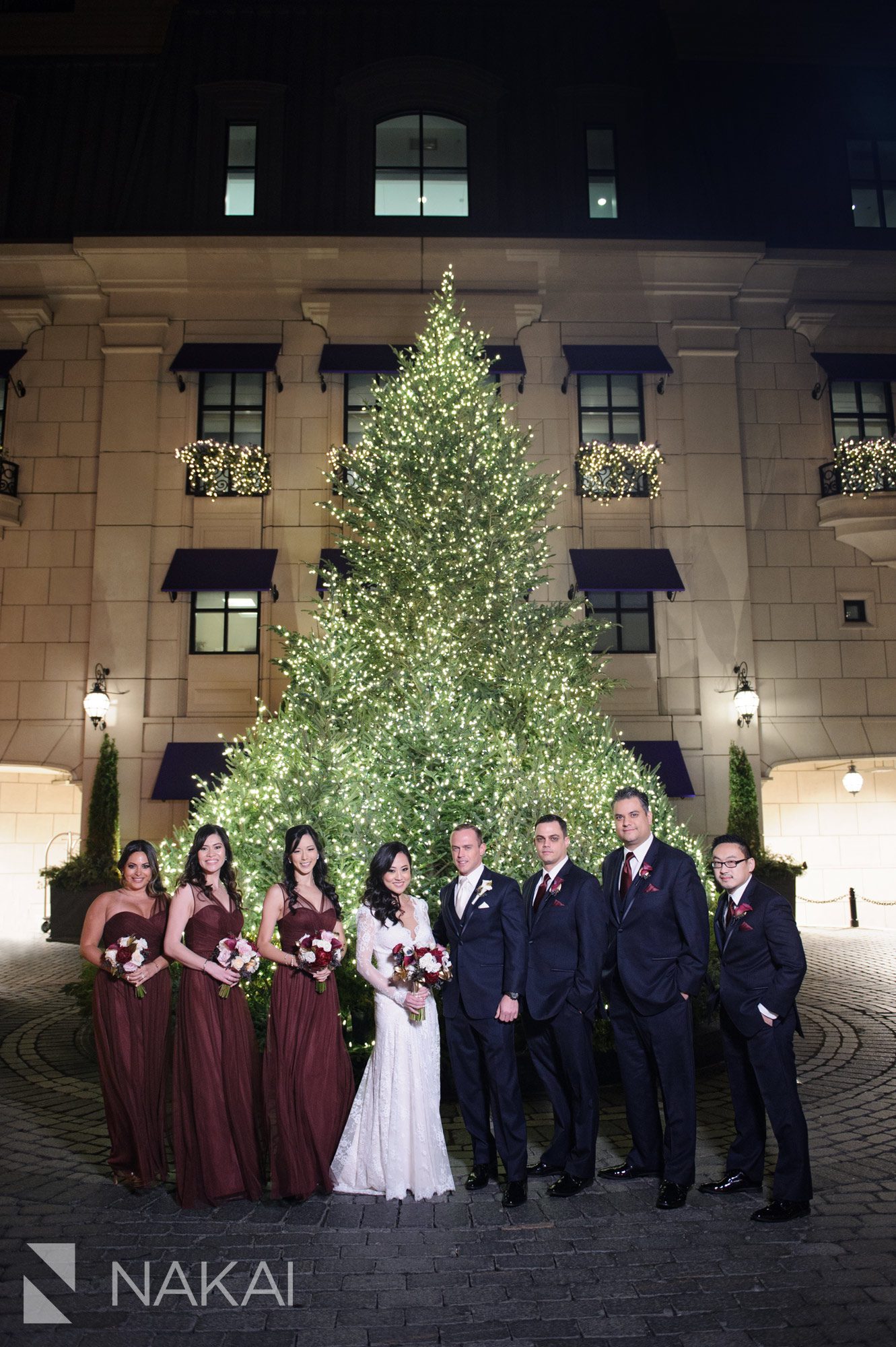 chicago waldorf wedding pictures bride groom lobby