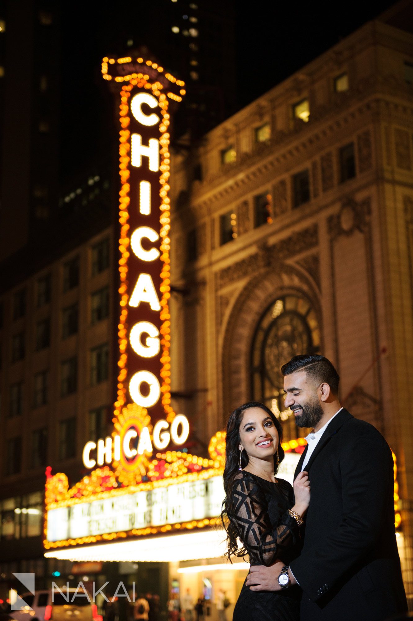best chicago engagement locations night time pictures