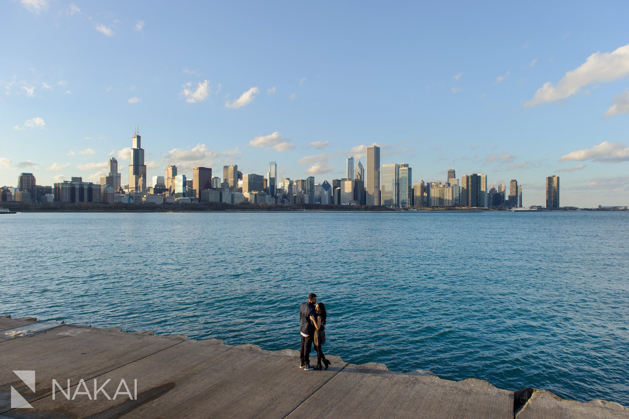 best chicago engagement locations photographer skyline