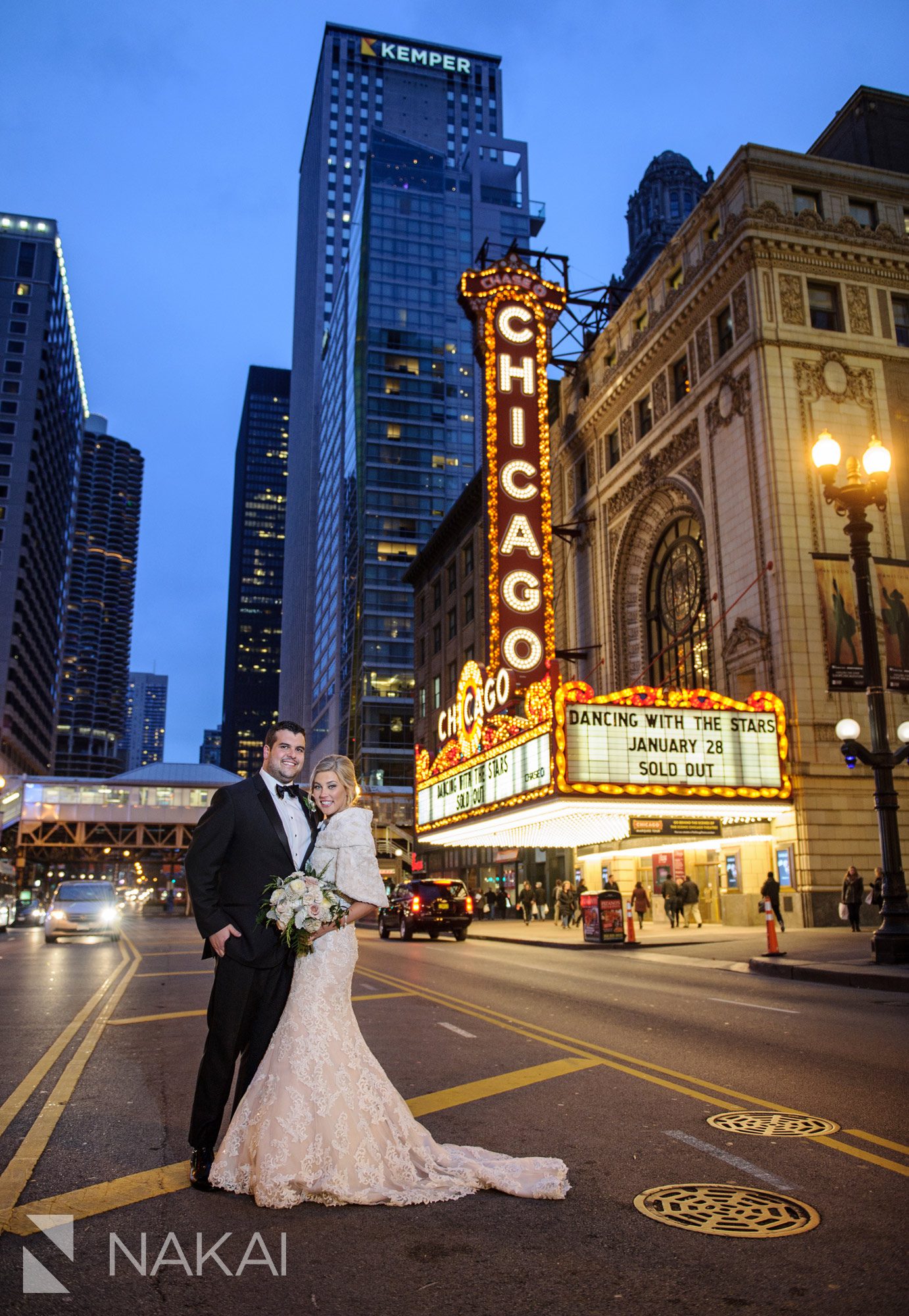 chicago marquee wedding photo state street 