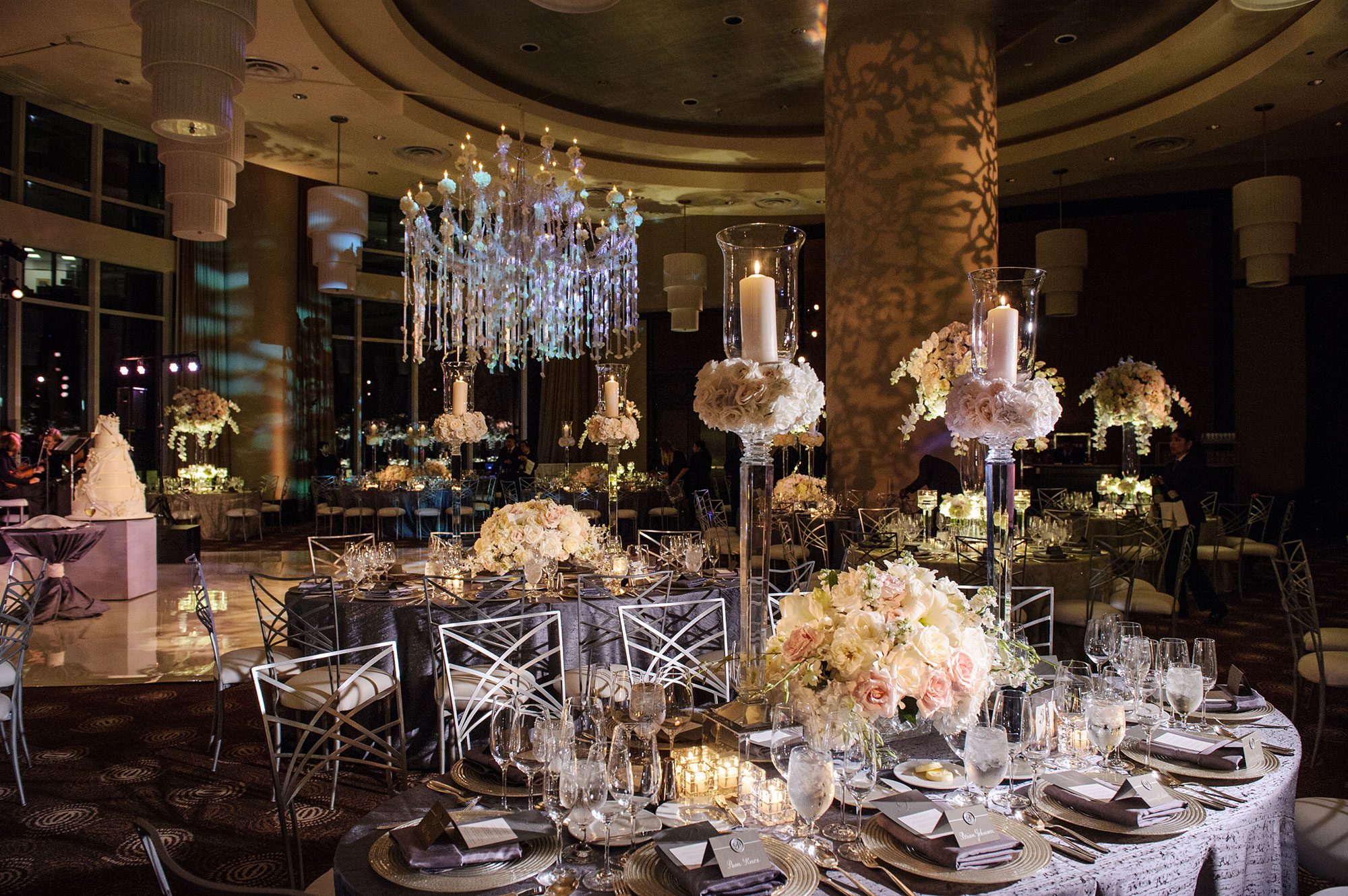 chicago luxury wedding photographer details trump hotel