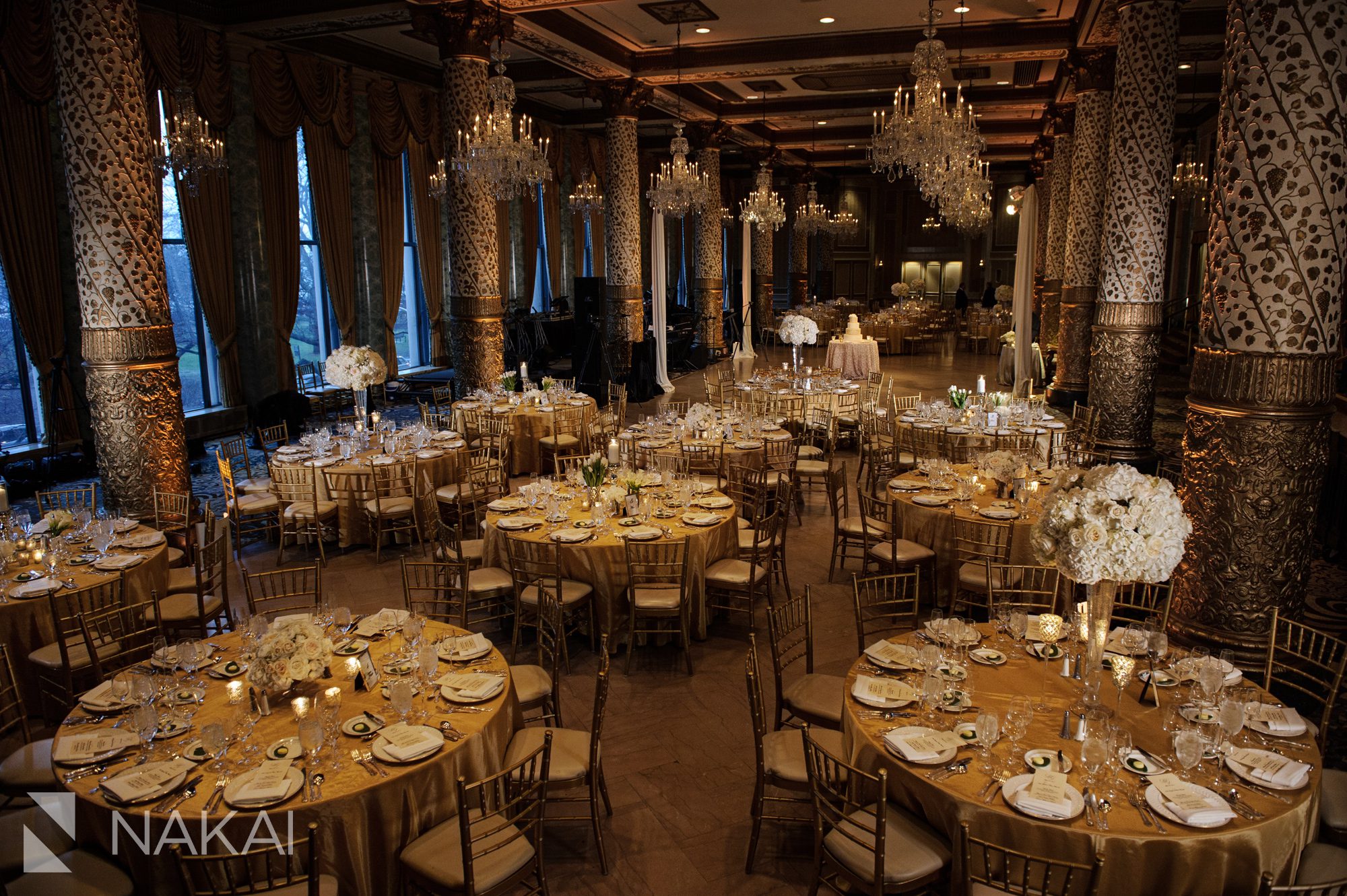 best drake chicago luxury wedding photographer escort card table
