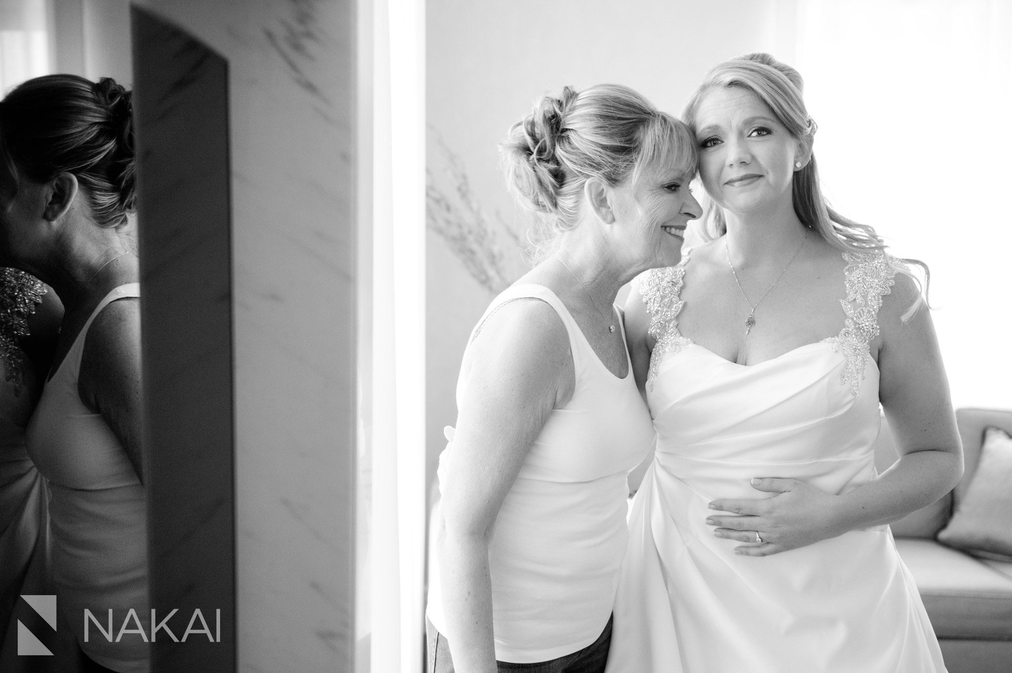 Intercontinental Chicago wedding photographer bride getting ready magnificent mile