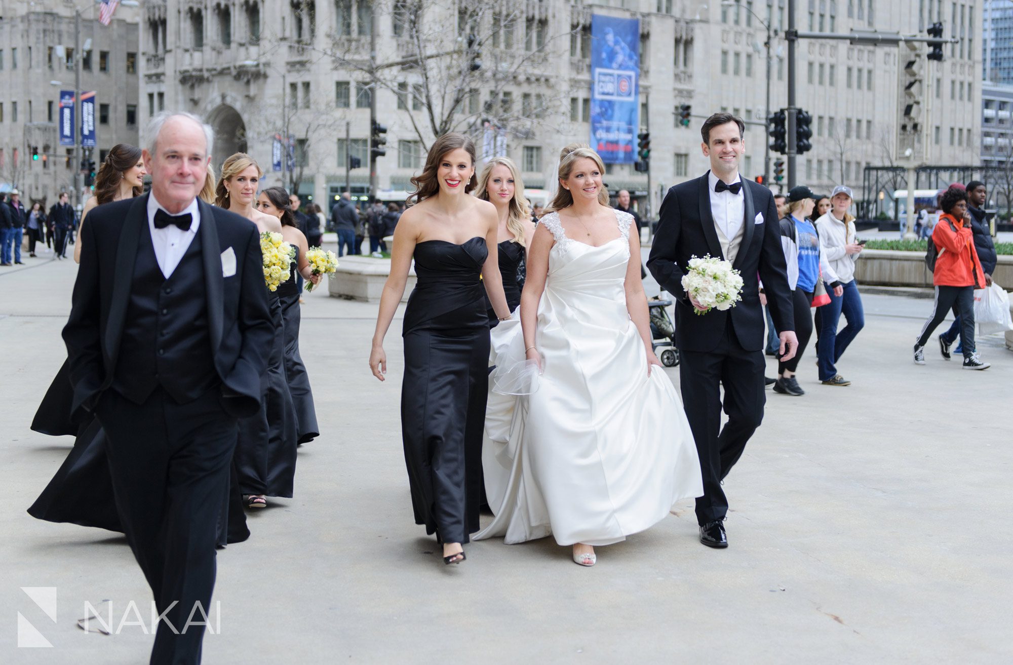 Michigan ave Chicago wedding pictures magnificent mile