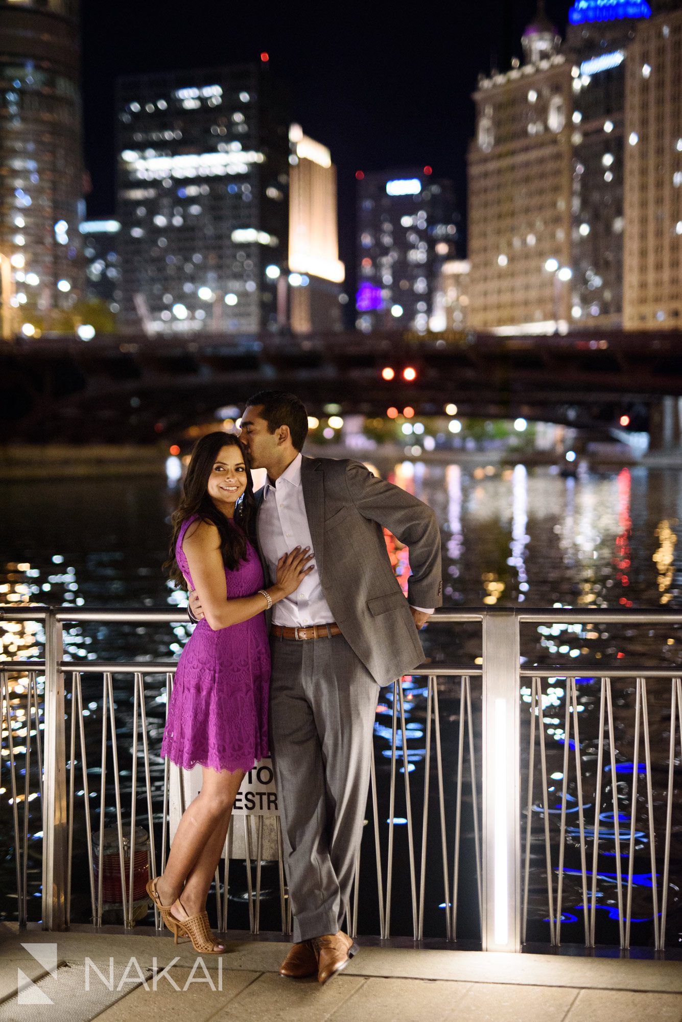 best Chicago engagement spot photographer night riverwalk