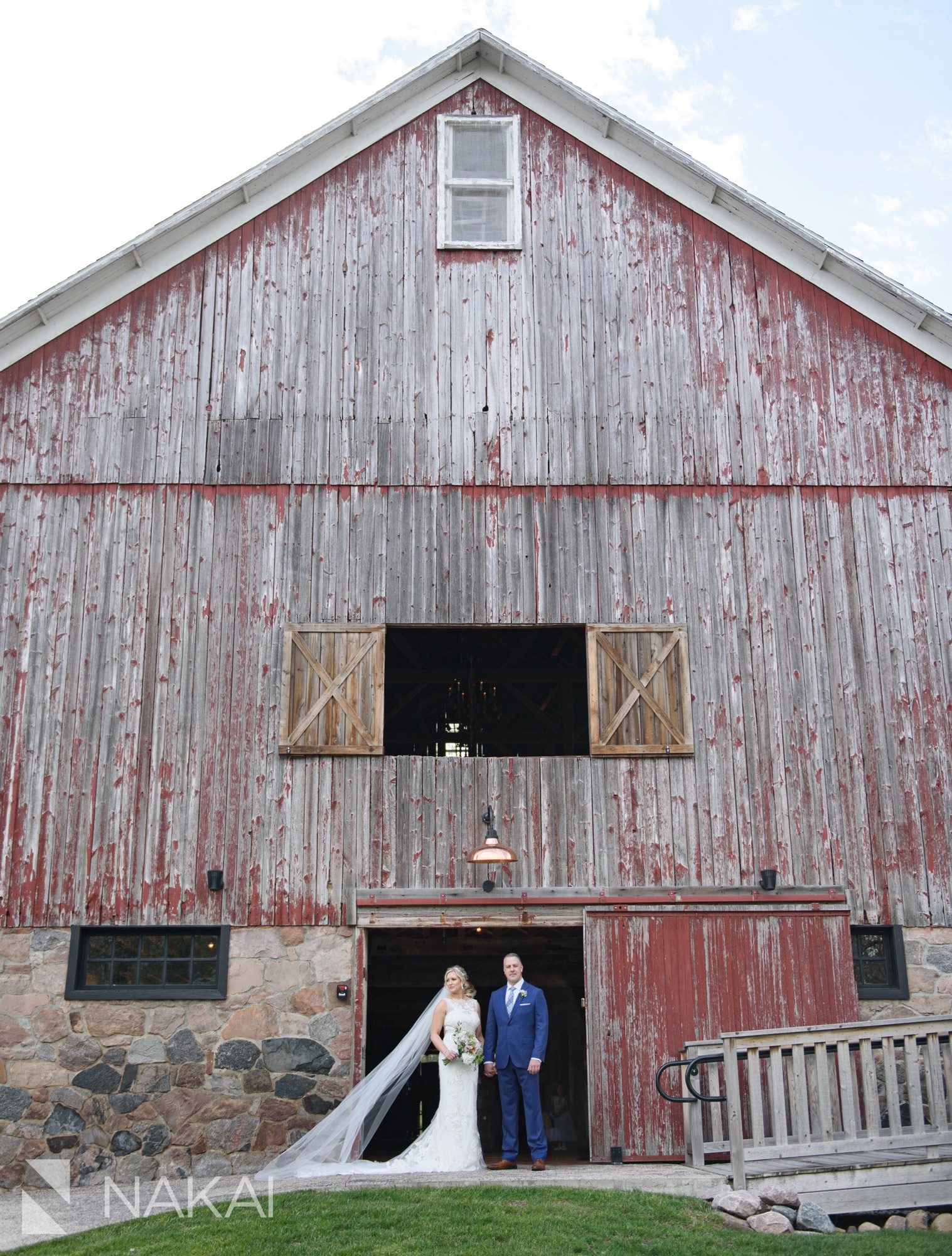 farm at dover wedding photographer venue Wisconsin barn photo