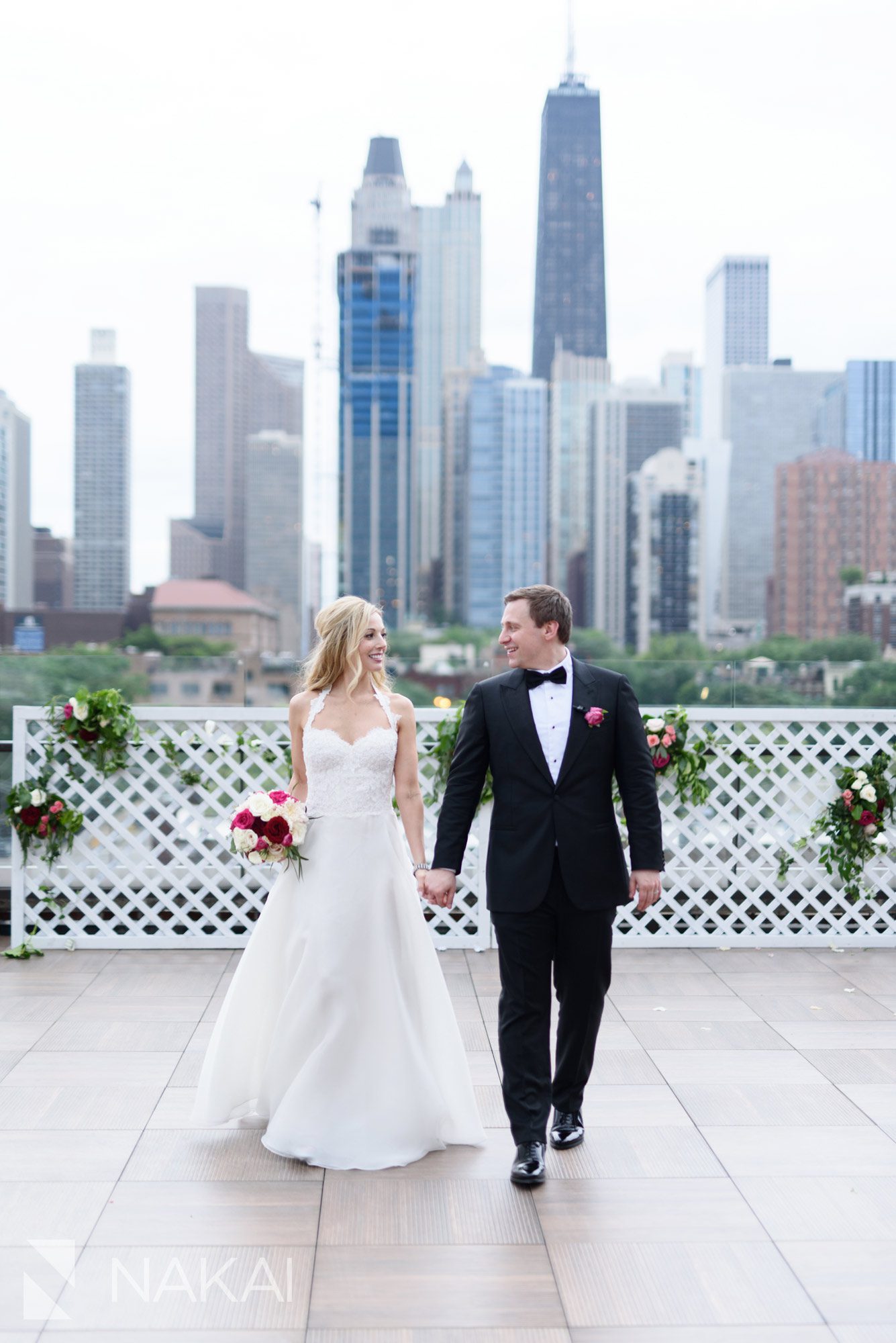 rooftop Chicago wedding photographer savage smyth picture