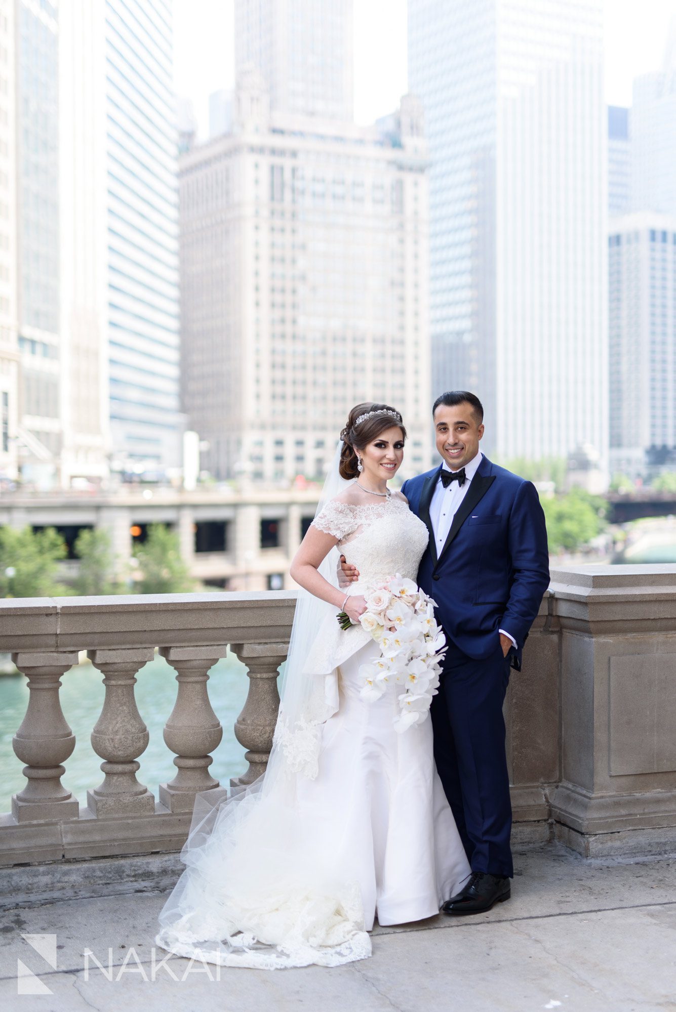 best Chicago wedding photographer locations riverwalk
