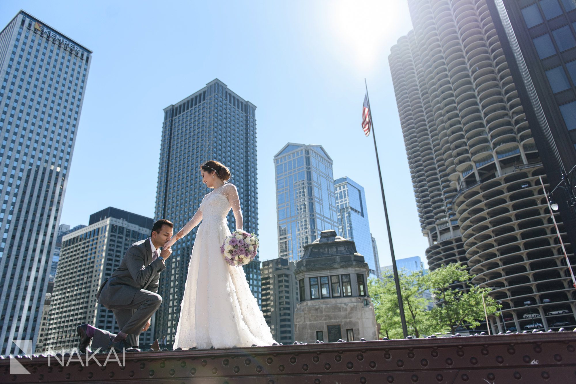 downtown Chicago wedding photo skyline riverwalk