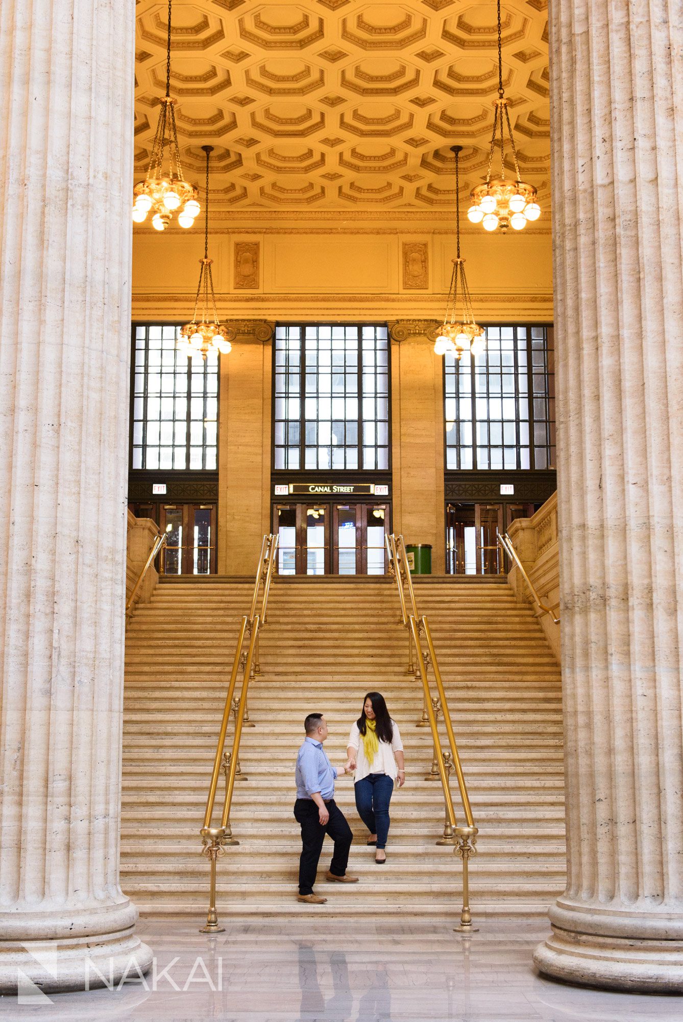 chicago engagement photographers ideas union station