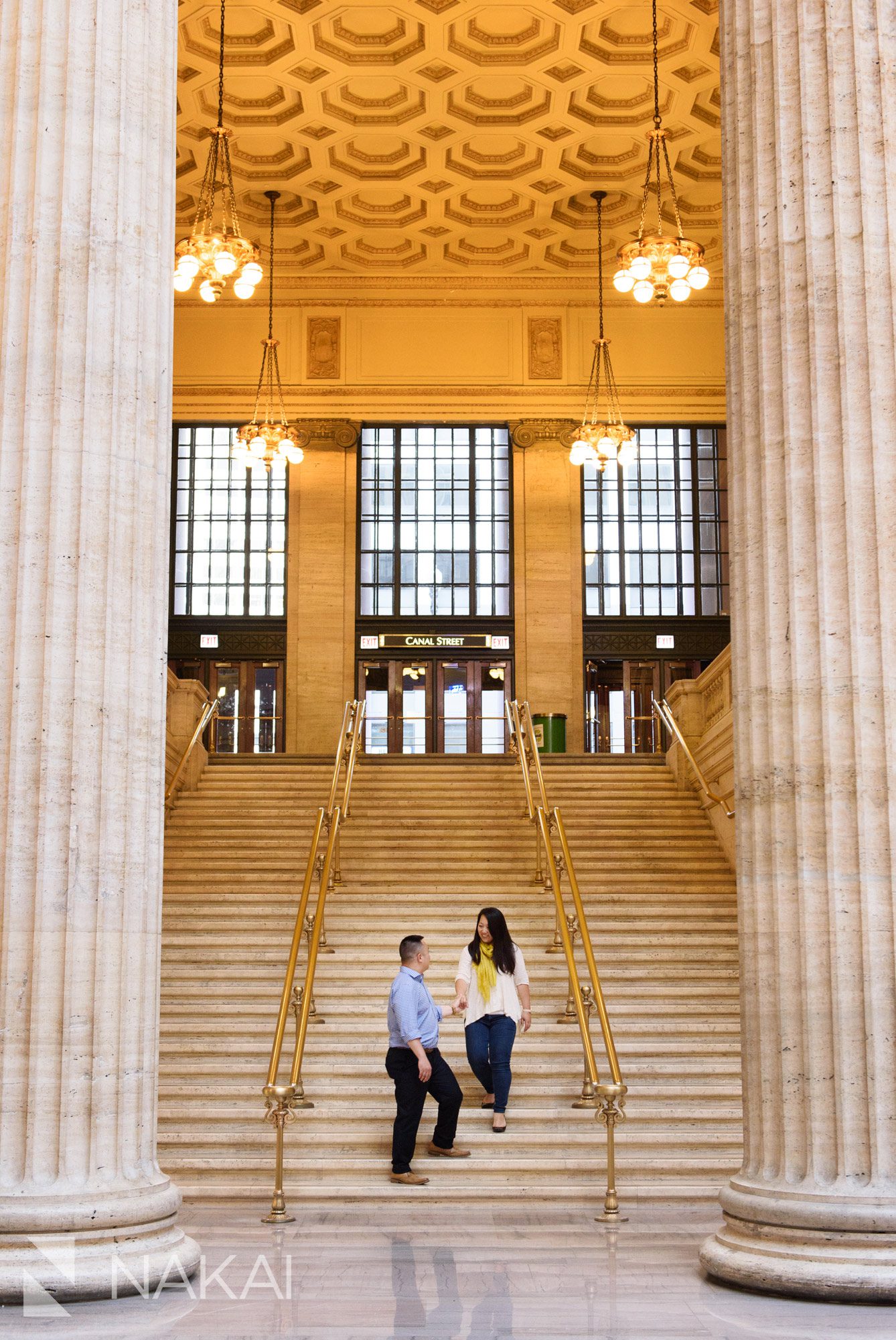 chicago engagement photographers ideas union station