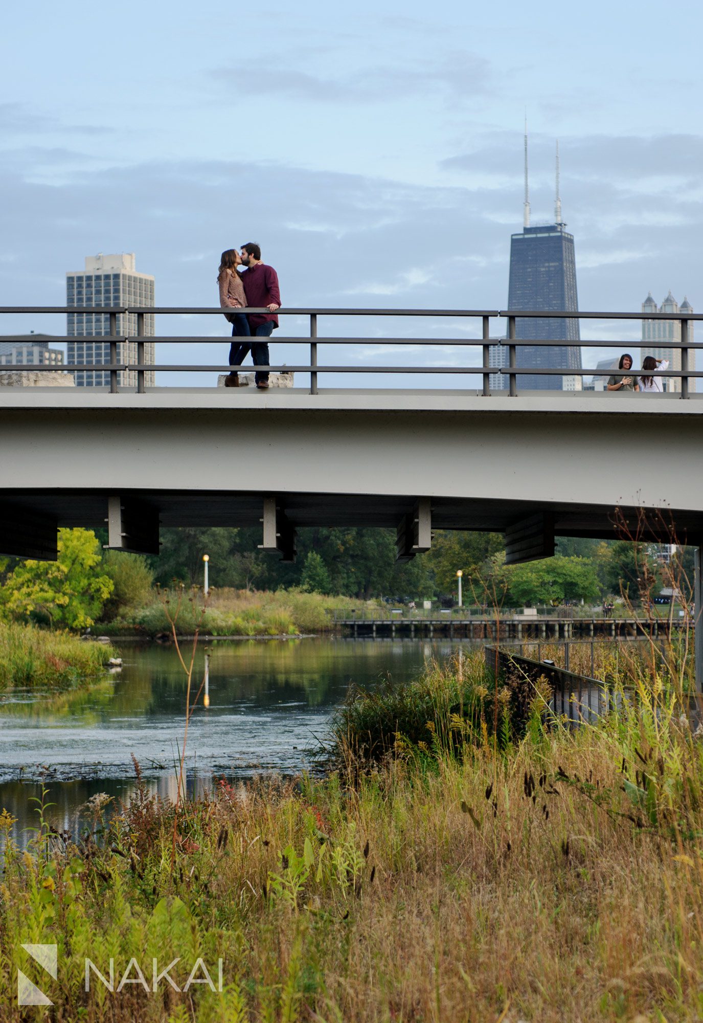 Lincoln park chicago engagement photos